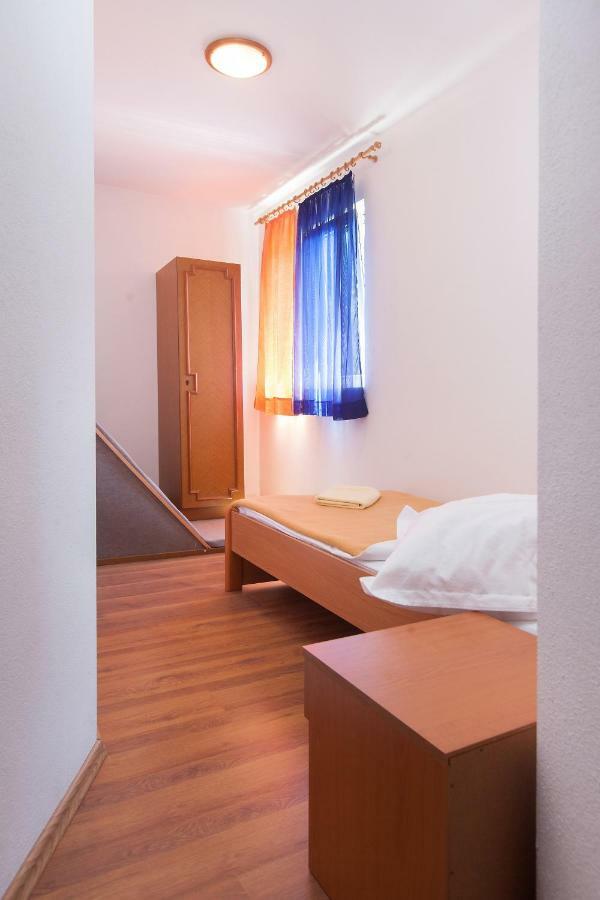 Apartmani Ivica Krzanic Podgora Ngoại thất bức ảnh